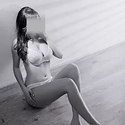 Victoria Warsaw Escort