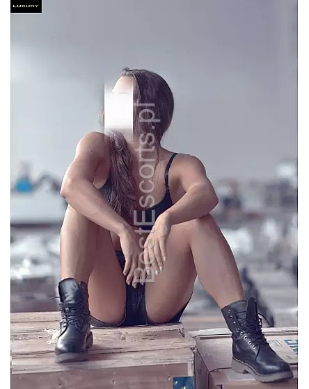 Natalie Escort Warsaw