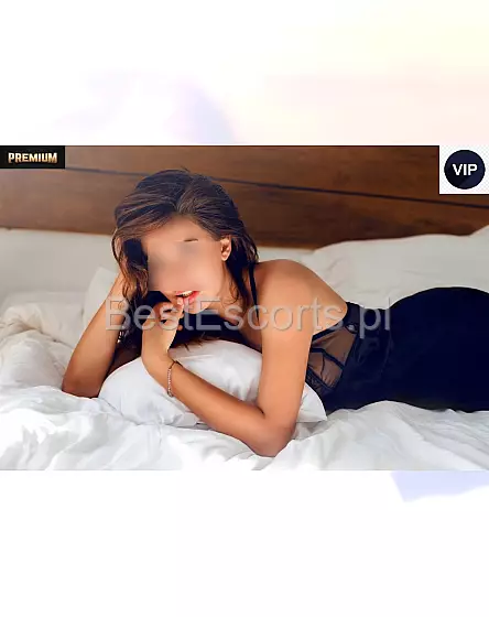 Layla Warsaw Escort